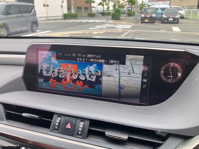2019 Lexus ES thumbnail 12