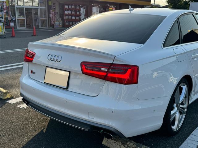2013 AUDI S6 — фото 10
