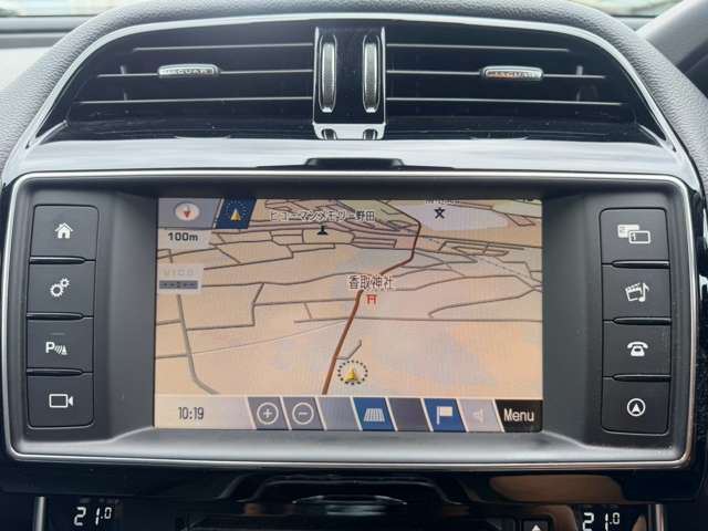 2015 Jaguar XE — миниатюра 28