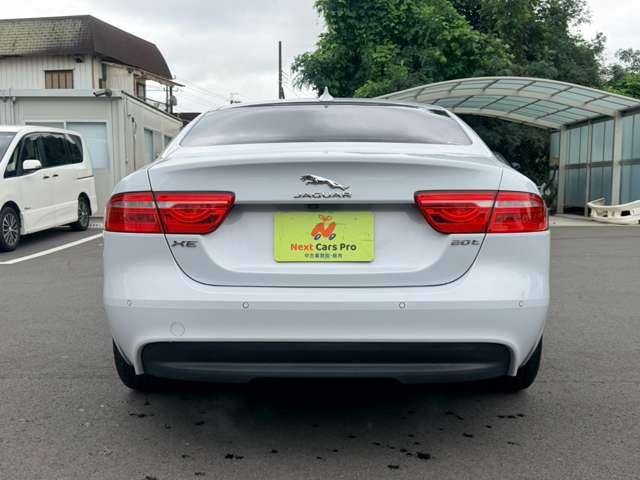 2015 Jaguar XE — фото 6
