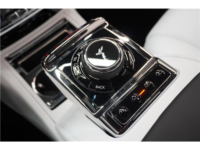 صورة مصغرة 31 لـ 2026 ROLLS-ROYCE PHANTOM
