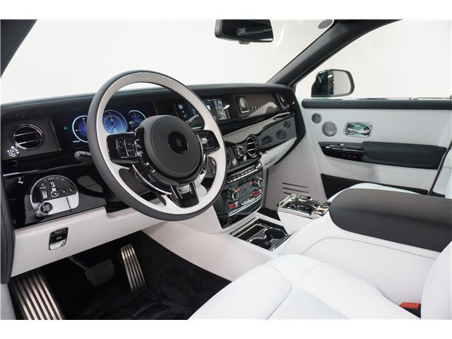 صورة مصغرة 37 لـ 2026 ROLLS-ROYCE PHANTOM