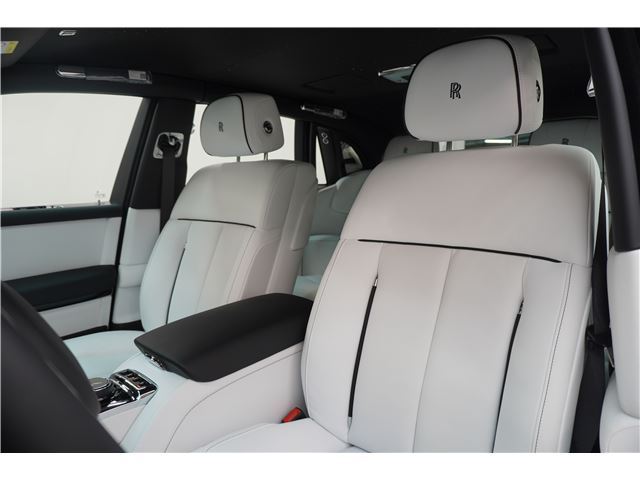 صورة مصغرة 39 لـ 2026 ROLLS-ROYCE PHANTOM