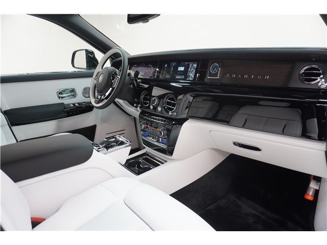 صورة مصغرة 46 لـ 2026 ROLLS-ROYCE PHANTOM