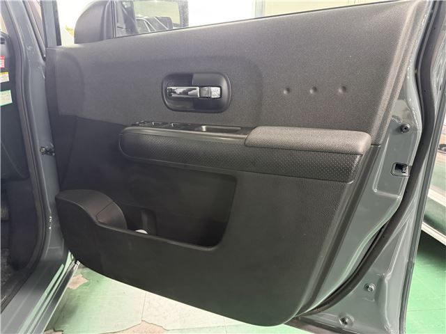 صورة مصغرة 14 لـ 2005 Nissan LAFESTA