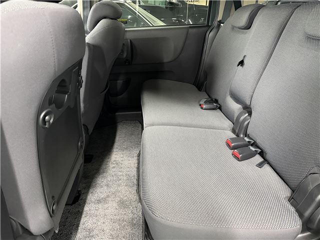 صورة مصغرة 20 لـ 2005 Nissan LAFESTA