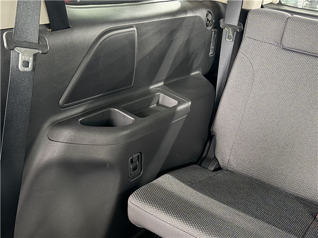 صورة مصغرة 26 لـ 2005 Nissan LAFESTA
