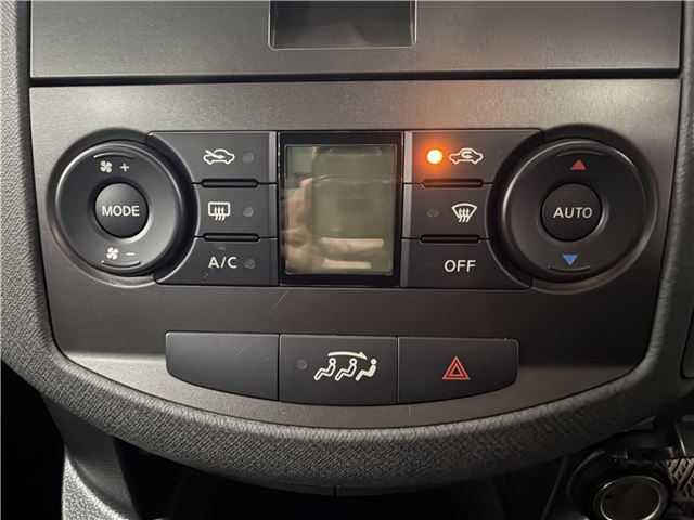 صورة مصغرة 37 لـ 2005 Nissan LAFESTA