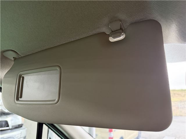 صورة مصغرة 43 لـ 2005 Nissan LAFESTA