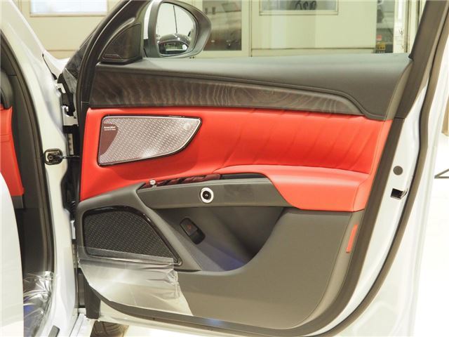 2026 Maserati GRECALE — миниатюра 18