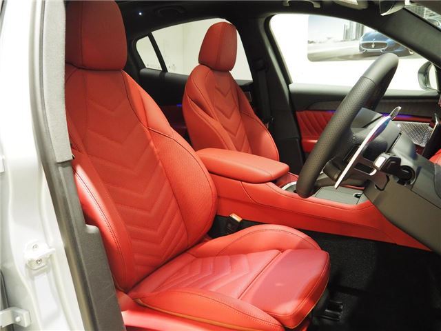 2026 Maserati GRECALE — миниатюра 23