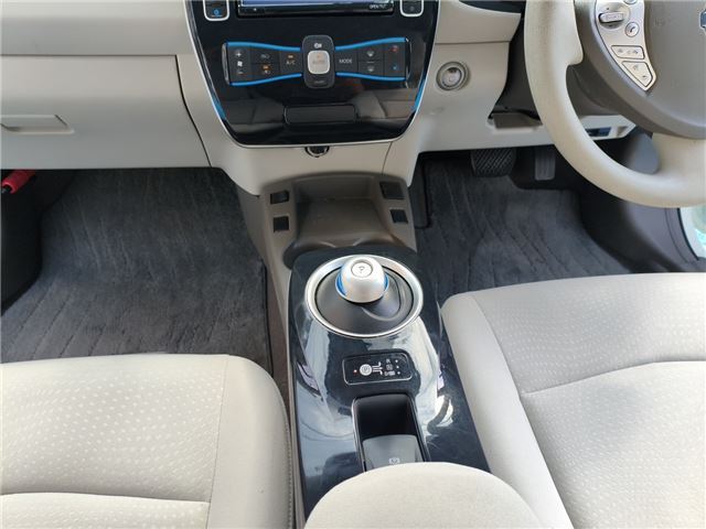 صورة مصغرة 26 لـ 2011 Nissan LEAF