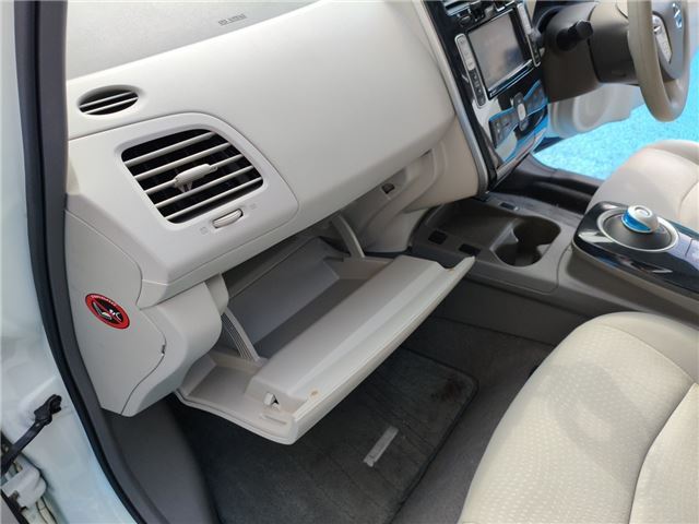 صورة مصغرة 30 لـ 2011 Nissan LEAF