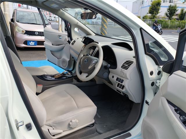 صورة مصغرة 10 لـ 2011 Nissan LEAF