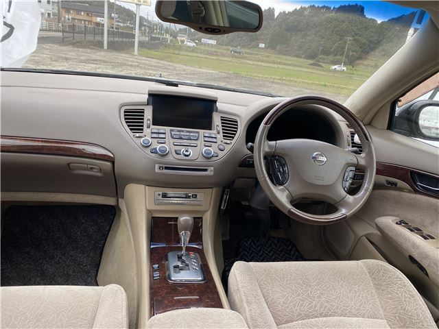 صورة 6 لـ 2004 Nissan PRESIDENT