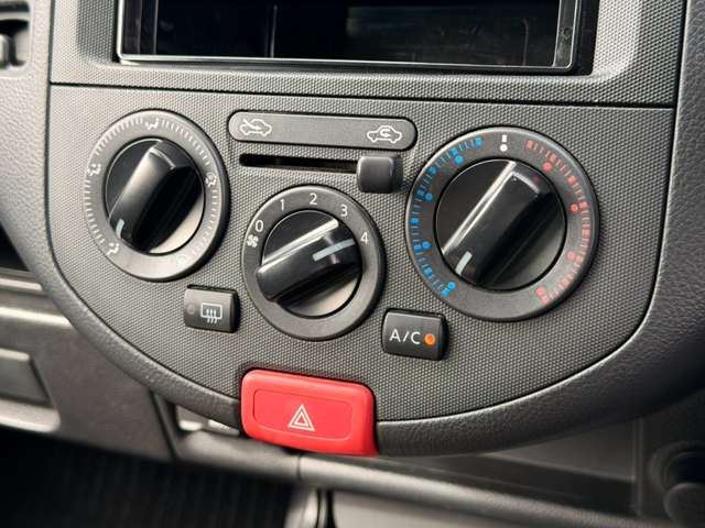 صورة مصغرة 19 لـ 2018 Nissan NV150AD