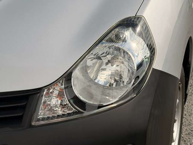 صورة مصغرة 30 لـ 2018 Nissan NV150AD