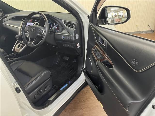 صورة مصغرة 38 لـ 2017 Toyota HARRIER