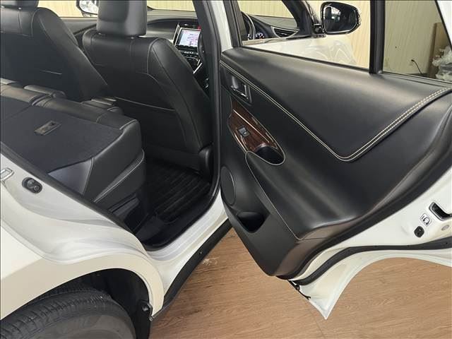 صورة مصغرة 40 لـ 2017 Toyota HARRIER