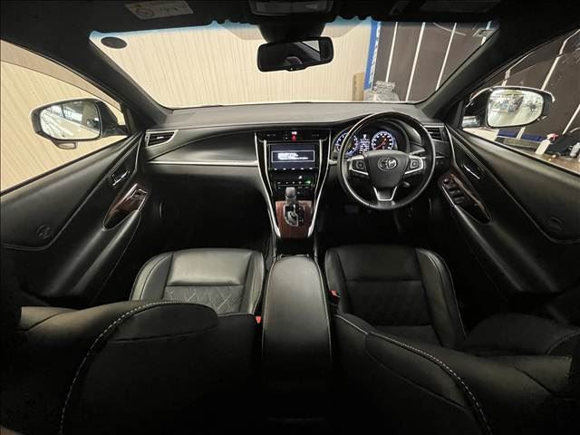 صورة 10 لـ 2017 Toyota HARRIER