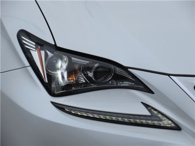 صورة مصغرة 36 لـ 2014 Lexus RC