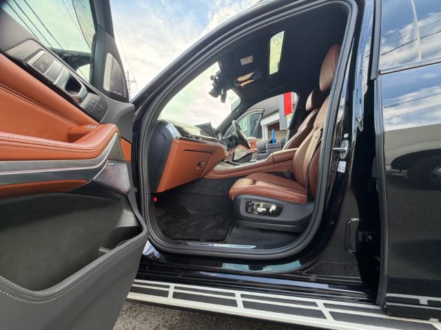 2023 BMW X7 缩略图 19