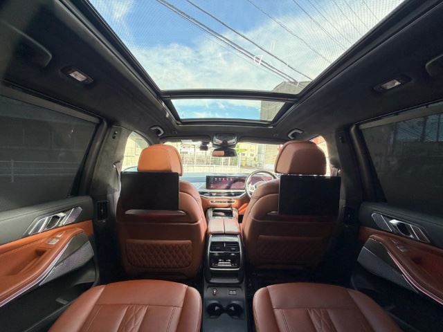 2023 BMW X7 缩略图 23
