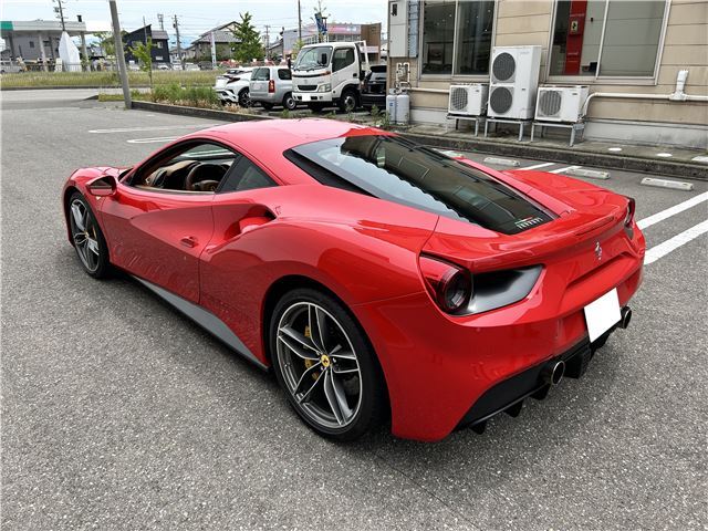 2019 Ferrari 488 GTB 照片 7