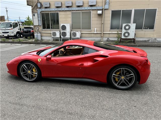 2019 Ferrari 488 GTB 照片 4