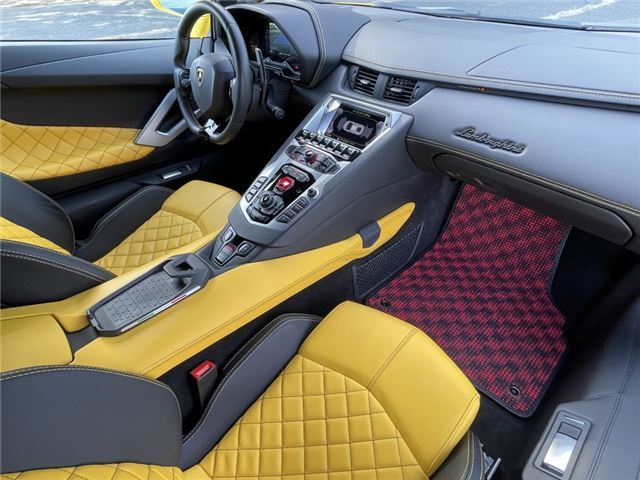 2018 Lamborghini AVENTADOR 照片 3