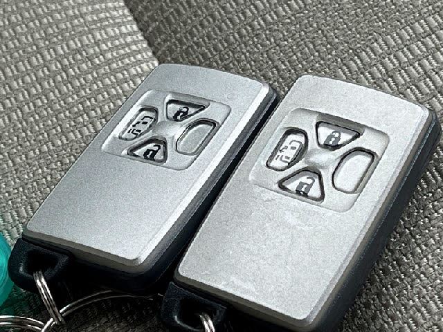 2009 Toyota ESTIMA — миниатюра 18