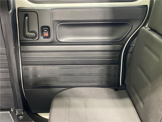 صورة 8 لـ 2018 Honda N-VAN