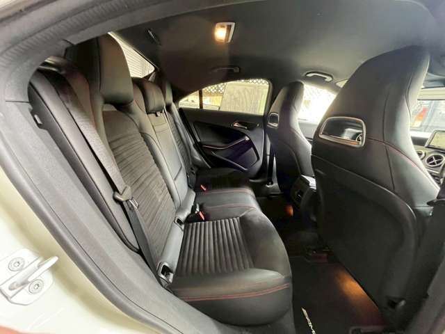صورة مصغرة 28 لـ 2013 Mercedes-BENZ CLA
