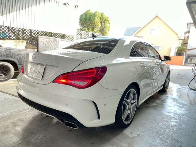 صورة 8 لـ 2013 Mercedes-BENZ CLA
