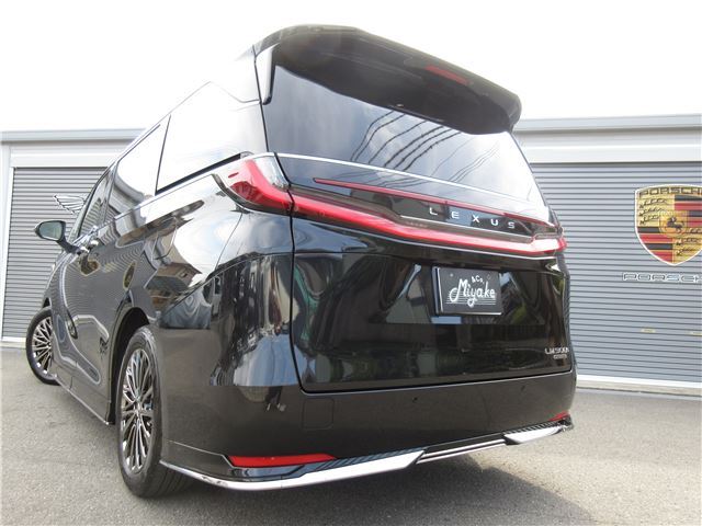 صورة مصغرة 15 لـ 2024 Lexus LM