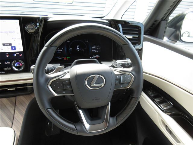 صورة مصغرة 19 لـ 2024 Lexus LM