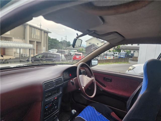 صورة مصغرة 28 لـ 1990 Nissan SUNNY