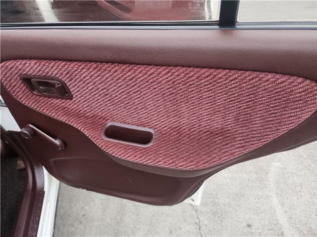 صورة مصغرة 33 لـ 1990 Nissan SUNNY