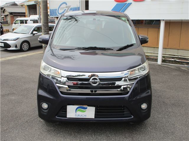 صورة 10 لـ 2013 Nissan DAYZ