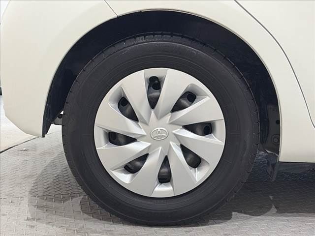 2017 Toyota VITZ — миниатюра 25