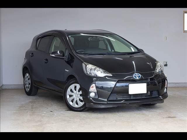 صورة 2 لـ 2014 Toyota AQUA