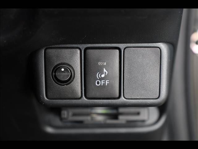 صورة مصغرة 17 لـ 2014 Toyota AQUA