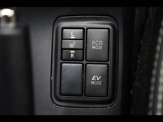 صورة 5 لـ 2014 Toyota AQUA