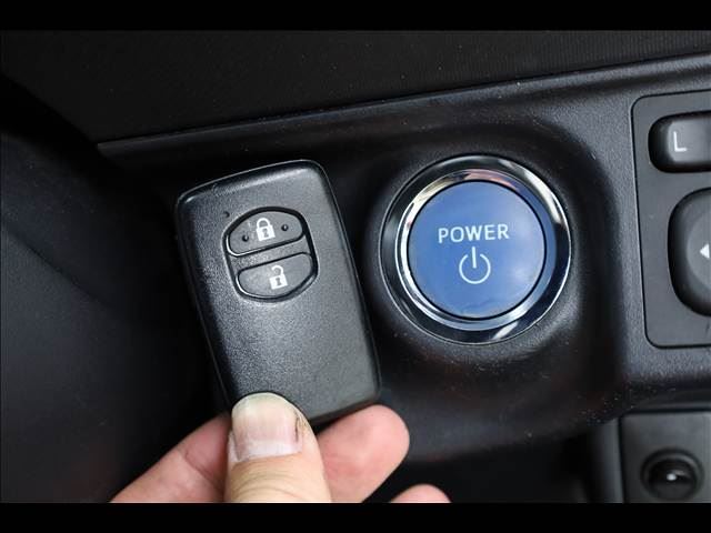 صورة 4 لـ 2014 Toyota AQUA