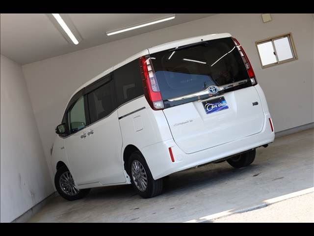 2015 Toyota ESQUIRE thumbnail 11