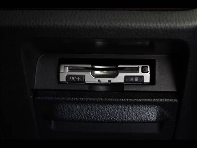 2015 Toyota ESQUIRE thumbnail 16