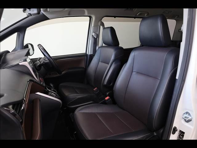 2015 Toyota ESQUIRE thumbnail 17