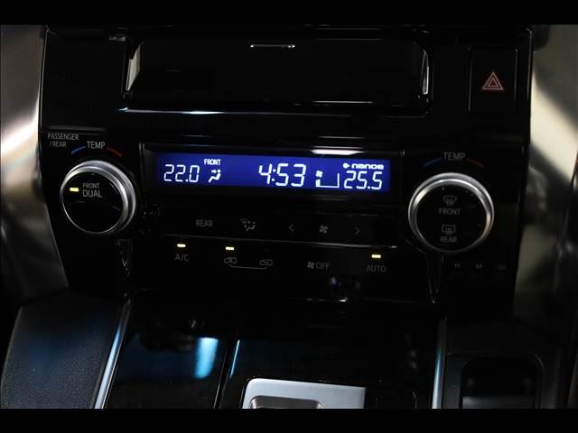 2016 Toyota VELLFIRE photo 7