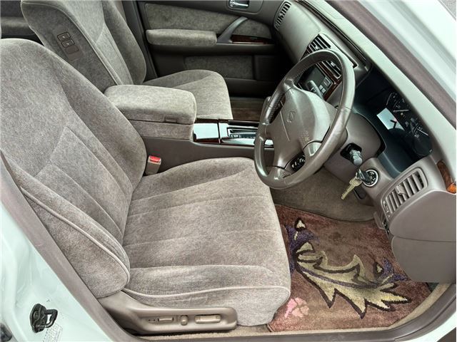 1996 Nissan CIMA 缩略图 30