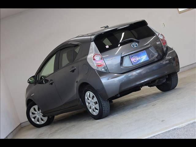 صورة مصغرة 11 لـ 2012 Toyota AQUA